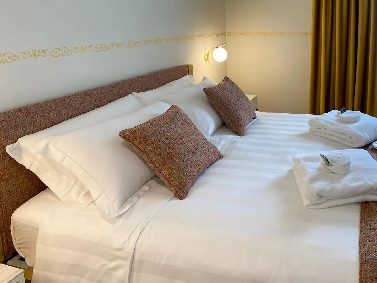 Gasthuis Palazzo Essenza Hotel San Miniato