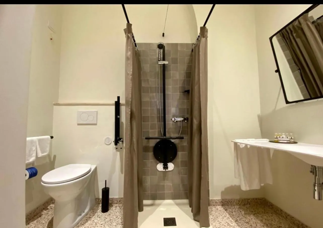 Palazzo Essenza Hotel San Miniato 0*,
